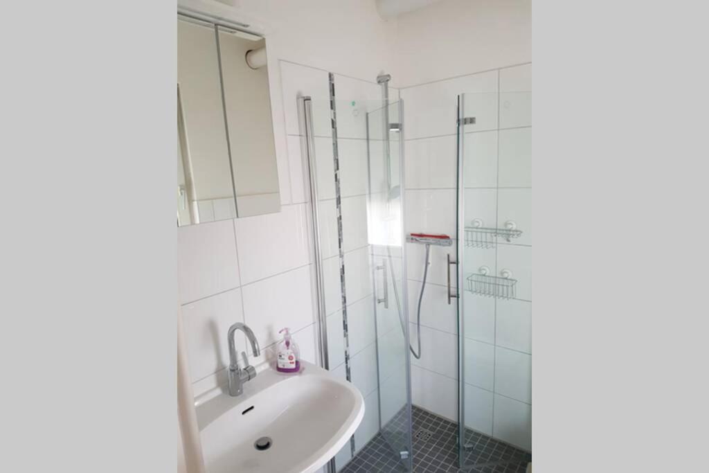 Einfache Zentrums Nahe Wohnung Gummersbach Exteriör bild
